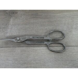 Vintage Wiss V-10 USA Drop Forged Solid Steel Straight Cut Tin Snips Metal